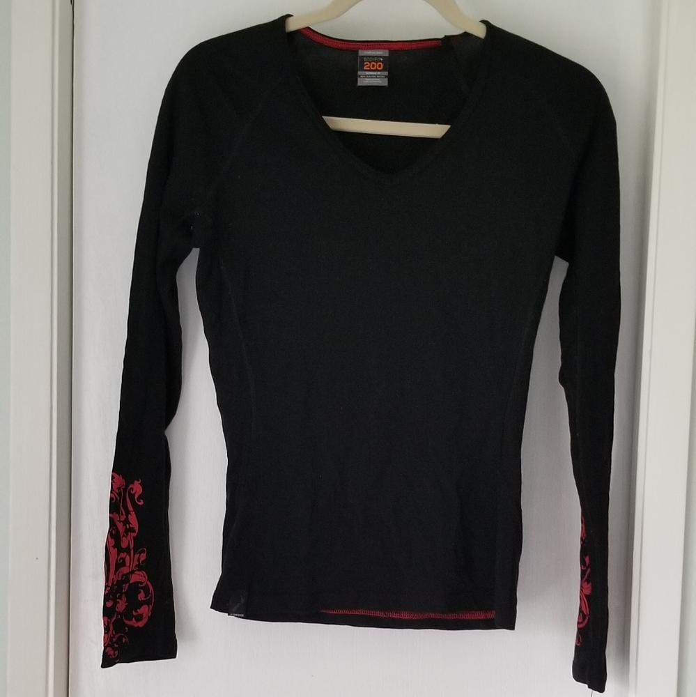 Womens icebreaker body fit 200 merino wool Med